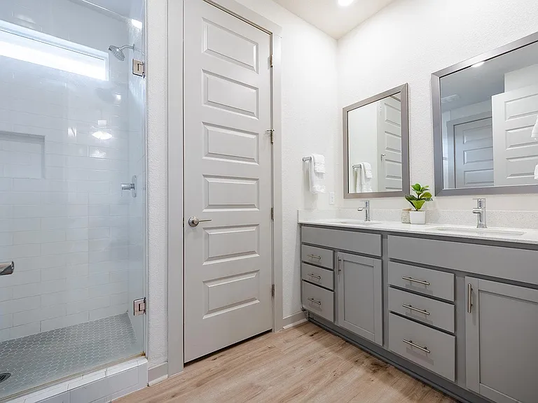 900 Balsora Cv — Photo 13