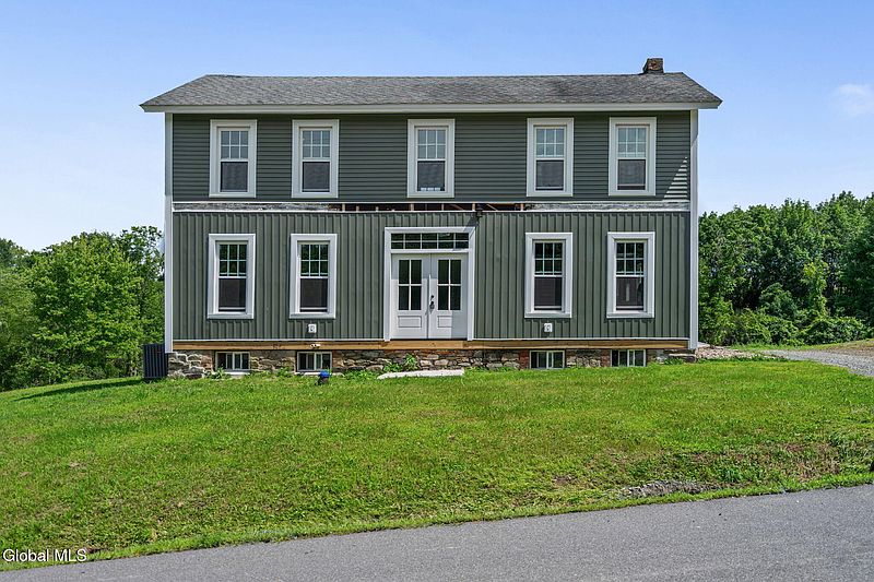 3rd image of 244 Shaver Road