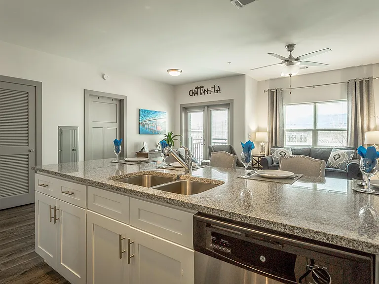 804 Riverfront Pkwy #206 — Photo 5
