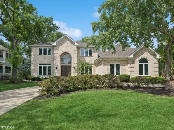 424 E Thomas St, Arlington Heights, IL 60004