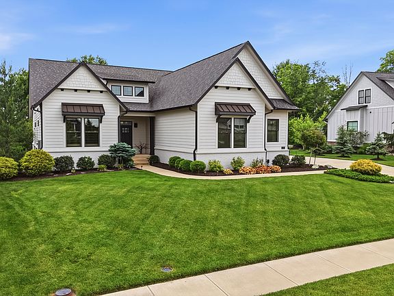 3rd image of 429 Chatham Hills Blvd