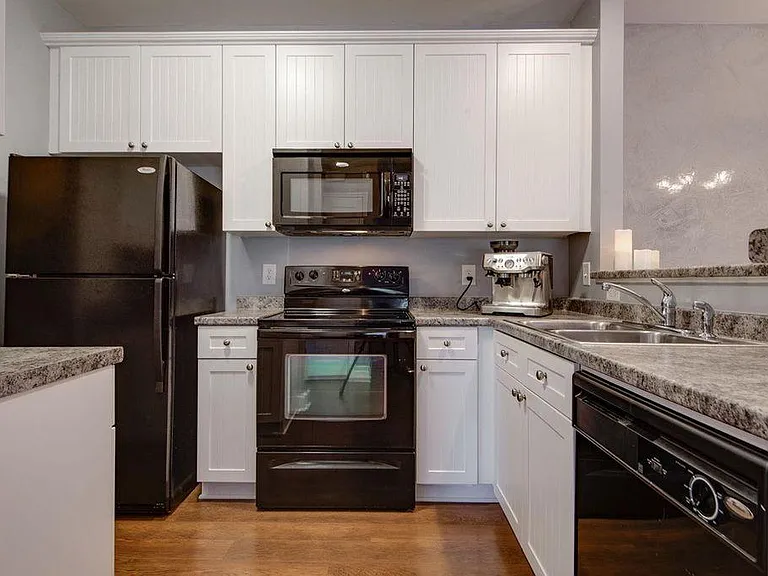 8231 Lenox Creekside Dr #C-10 — Photo 9