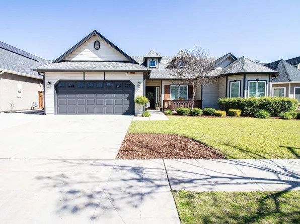 3156 N Arroyo Ave, Fresno, CA 93727