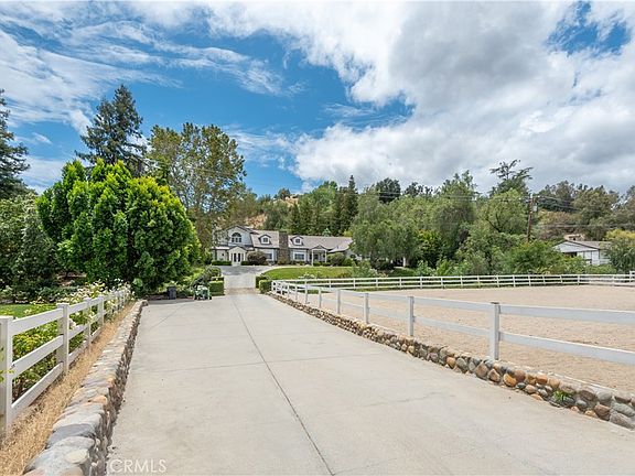 3rd image of 24232 Long Valley Rd