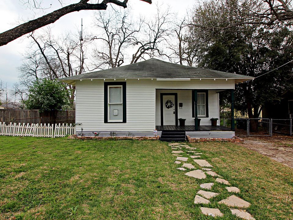 1st image of 126 E Dullnig Ct