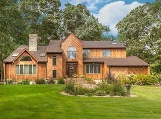 32 Gulf Hill Dr, Dartmouth, MA 02748