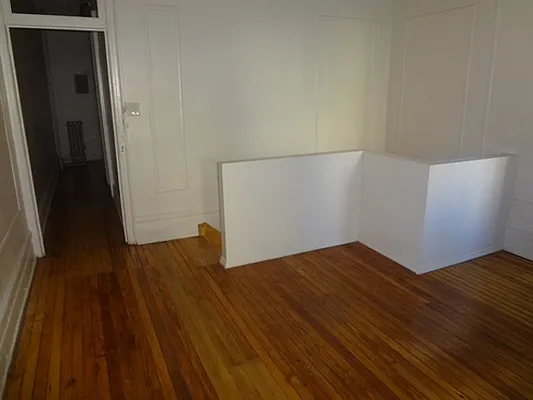 Rented by 5 Boro Realty Corp | media 39