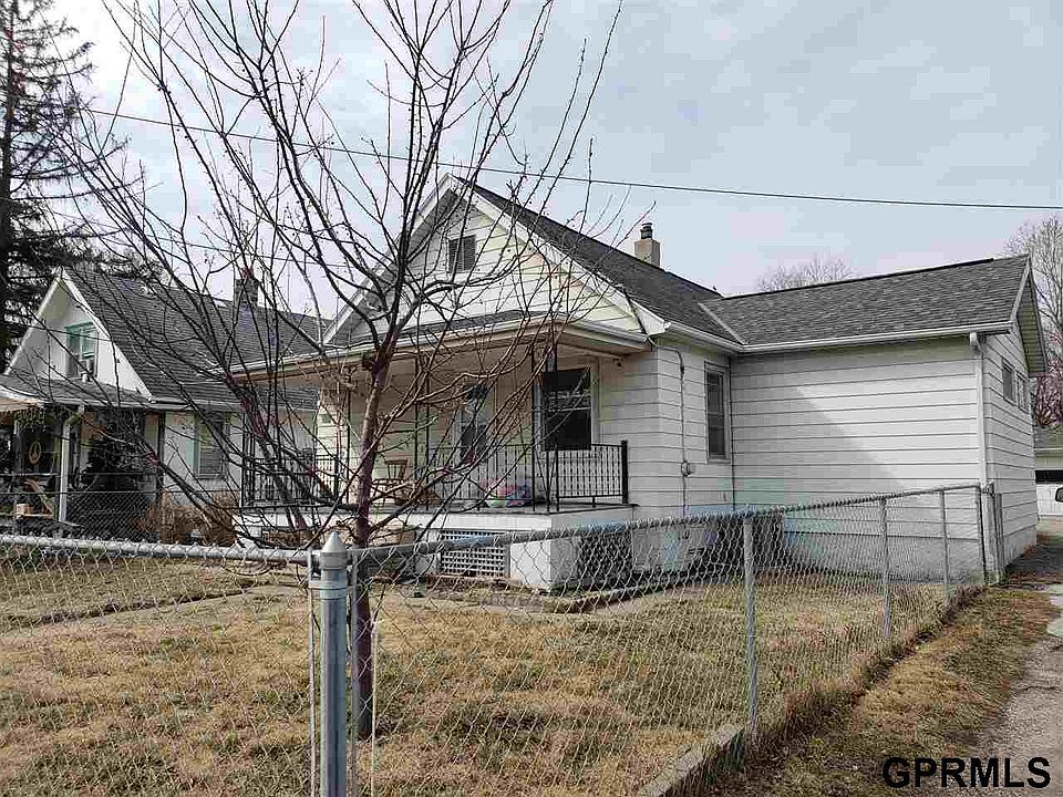 2nd image of 5622 N 16th St