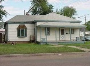 1602 Caldwell Ave, Goodland, KS 67735