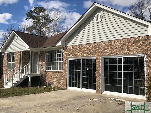 3rd image of 113 Dry Dock Ct