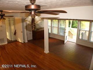 3rd image of 4953 Dian Wood Dr E
