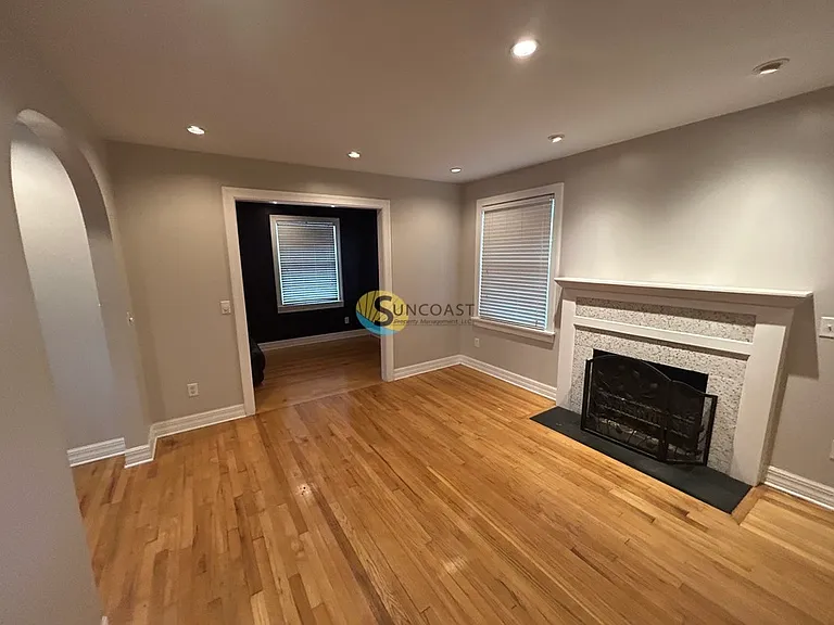 353 W 68th St — Photo 5