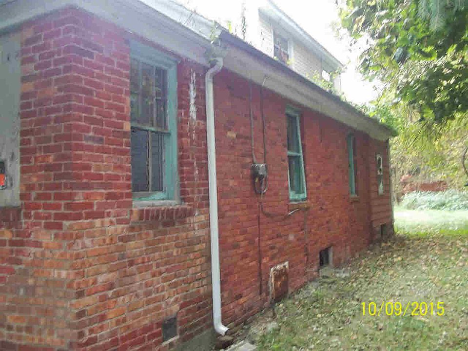 2nd image of 2501 E Rauch Rd