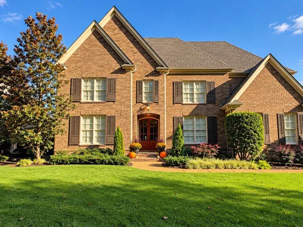 534 Justana Dr, Collierville, TN 38017