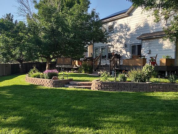 .3 acre Lot, 700sq ft deck