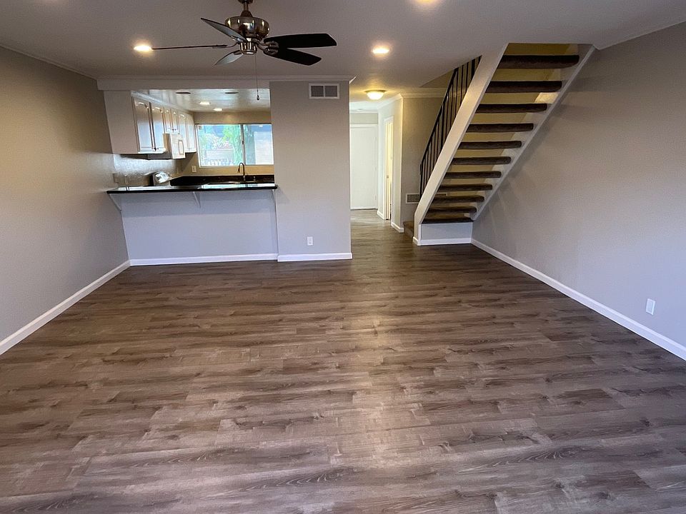 1st image of 1446 Woodgrove Sq
