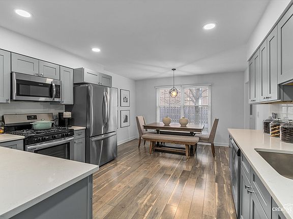 5th image of 124 W Wood St