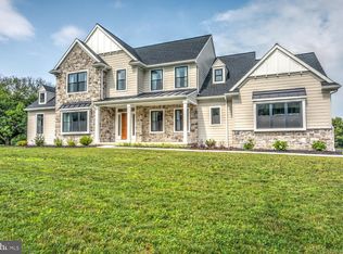 812 Furnace Hills Pike, Lititz, PA 17543
