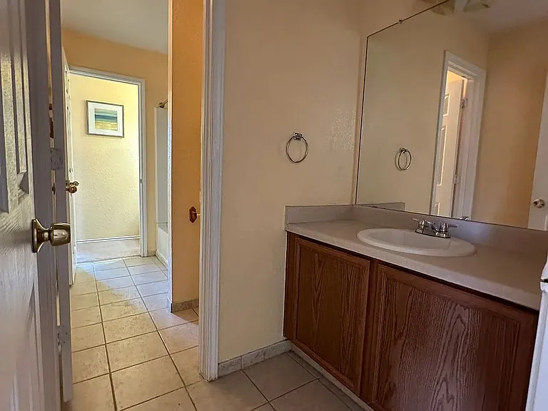 9426 Santa Fe Rdg — Photo 4