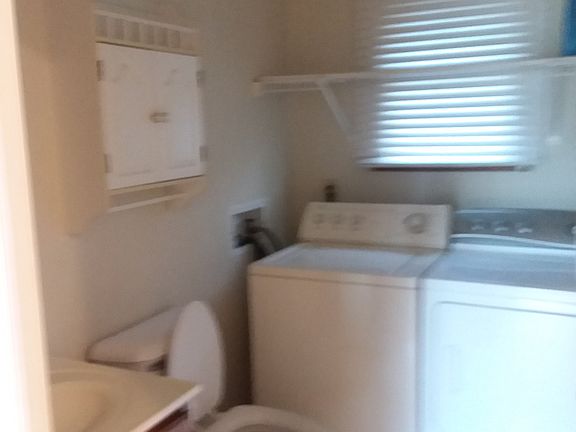 4th image of 5402 W Burns Ave