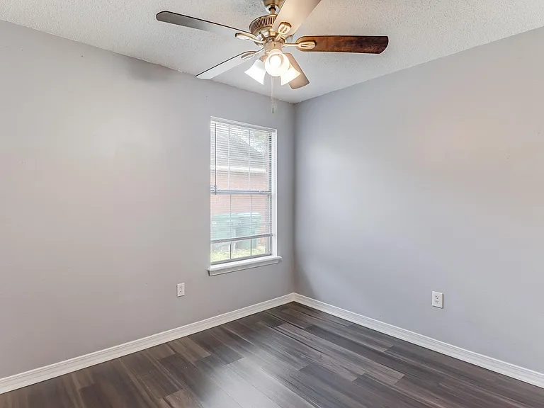 14160 Maple Ct — Photo 15