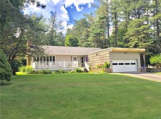 2731 Henneberry Rd, Pompey, NY 13138