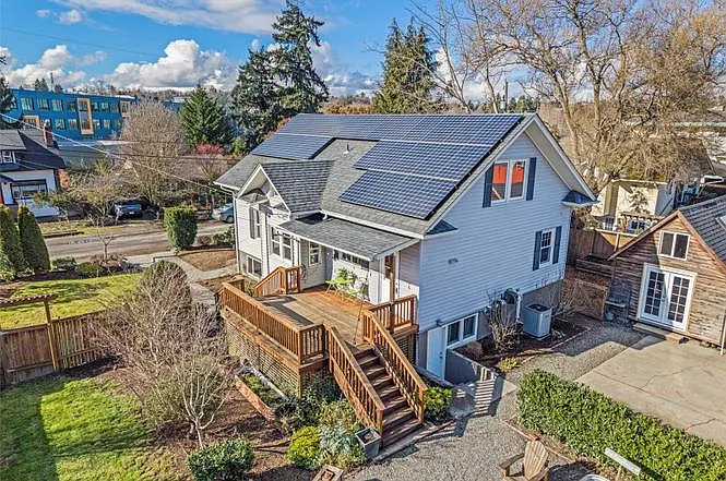 8722 Hamlet Ave S — Photo 2