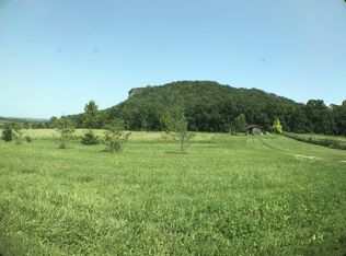 1645 Chief Ln, New Albin, IA 52160