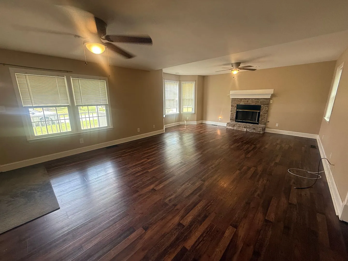 4 Bedrooms, 2 Bathrooms - Home in Aragon! — Photo 3