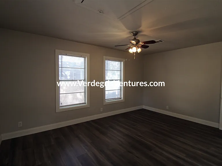 Principal bedroom