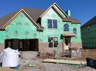 461 Manitoba Ln, Lexington, KY 40515