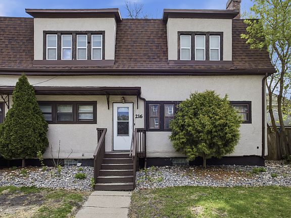 3rd image of 214-216 12th St S
