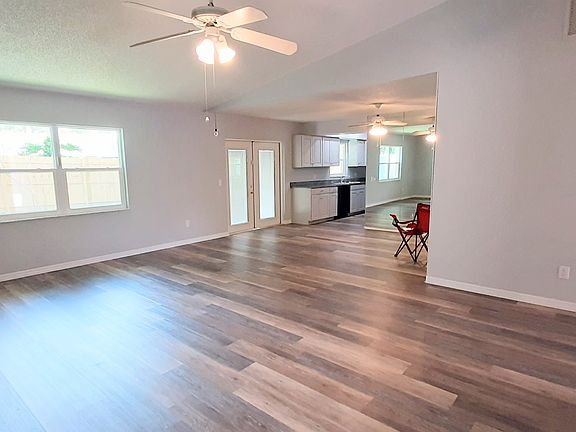 5th image of 6800 Circlecreek Dr
