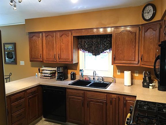2nd image of 16860 Arbor Vista Dr