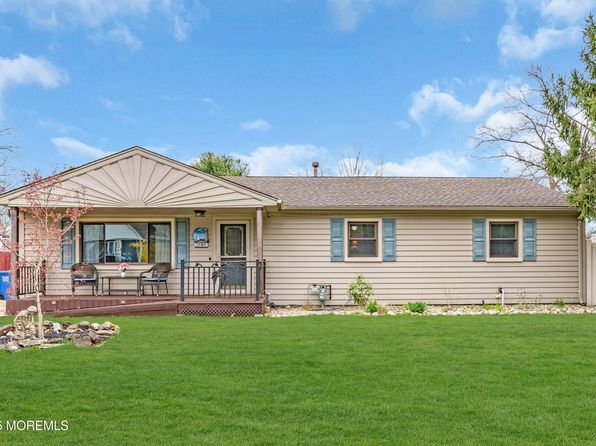 2440 Huckleberry Road, Manchester, NJ 08759