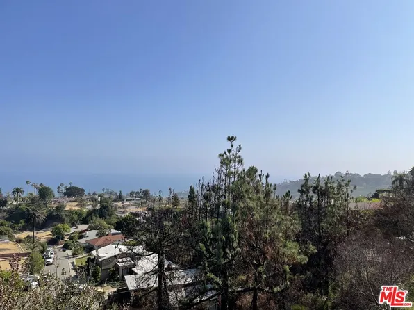 1026 Enchanted Way, Pacific Palisades, CA 90272