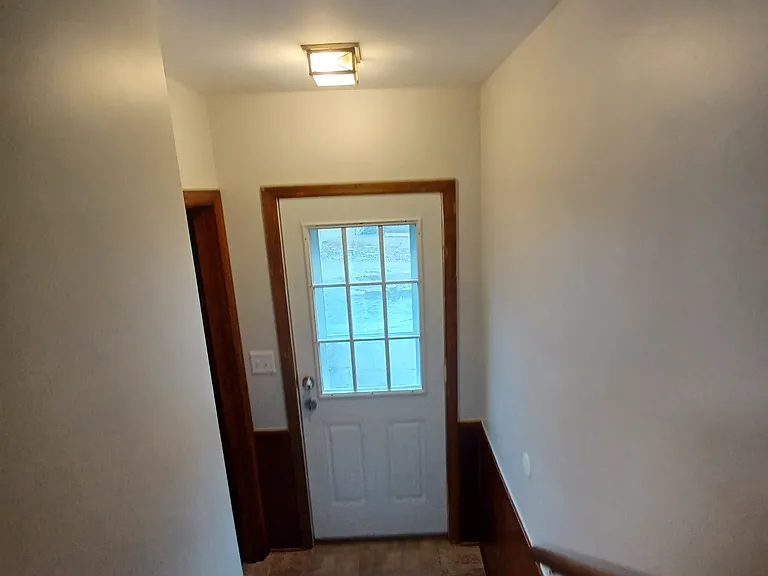 21 E & West Rd — Photo 12