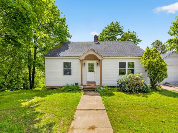 526 Pembroke Street, Pembroke, NH 03275