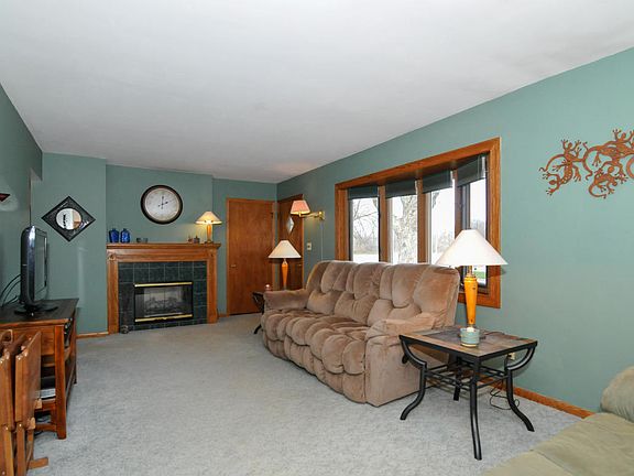 2nd image of 400 Kirkwood Ave
