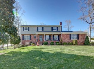 107 Laurel Rd, Greer, SC 29651