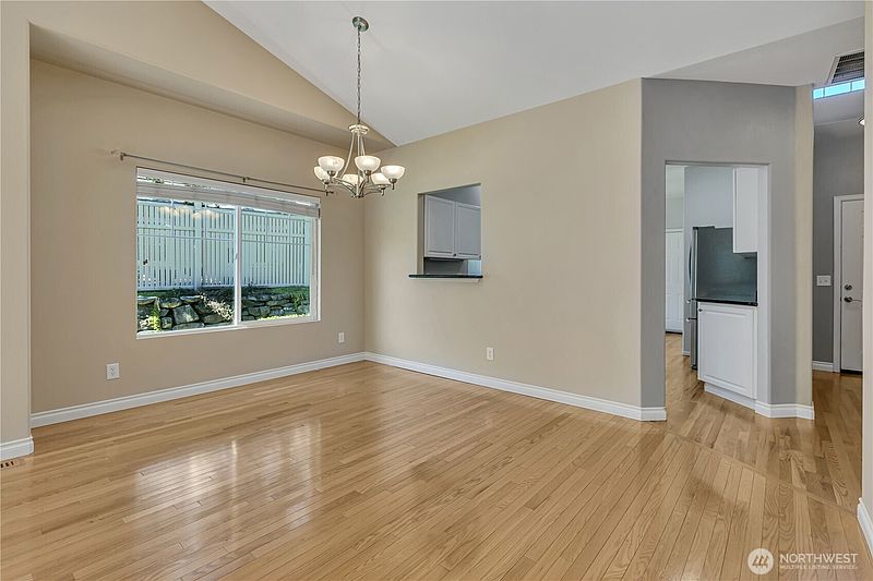 5th image of 5121 S 234th Street #42-4