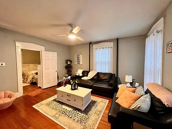 10 Cushman St #2 — Photo 7