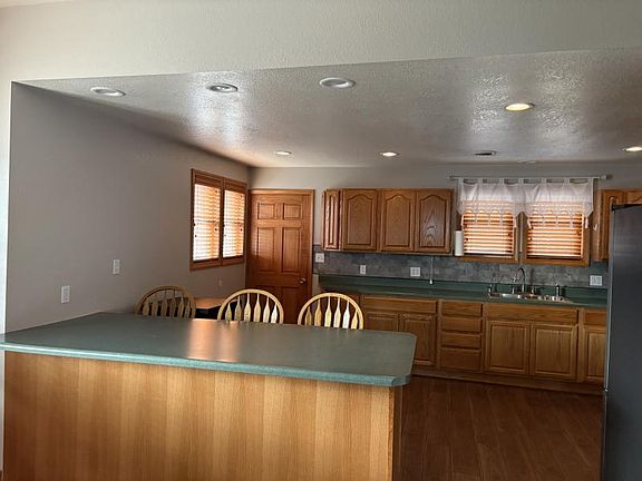 5th image of 408 W Lincoln St