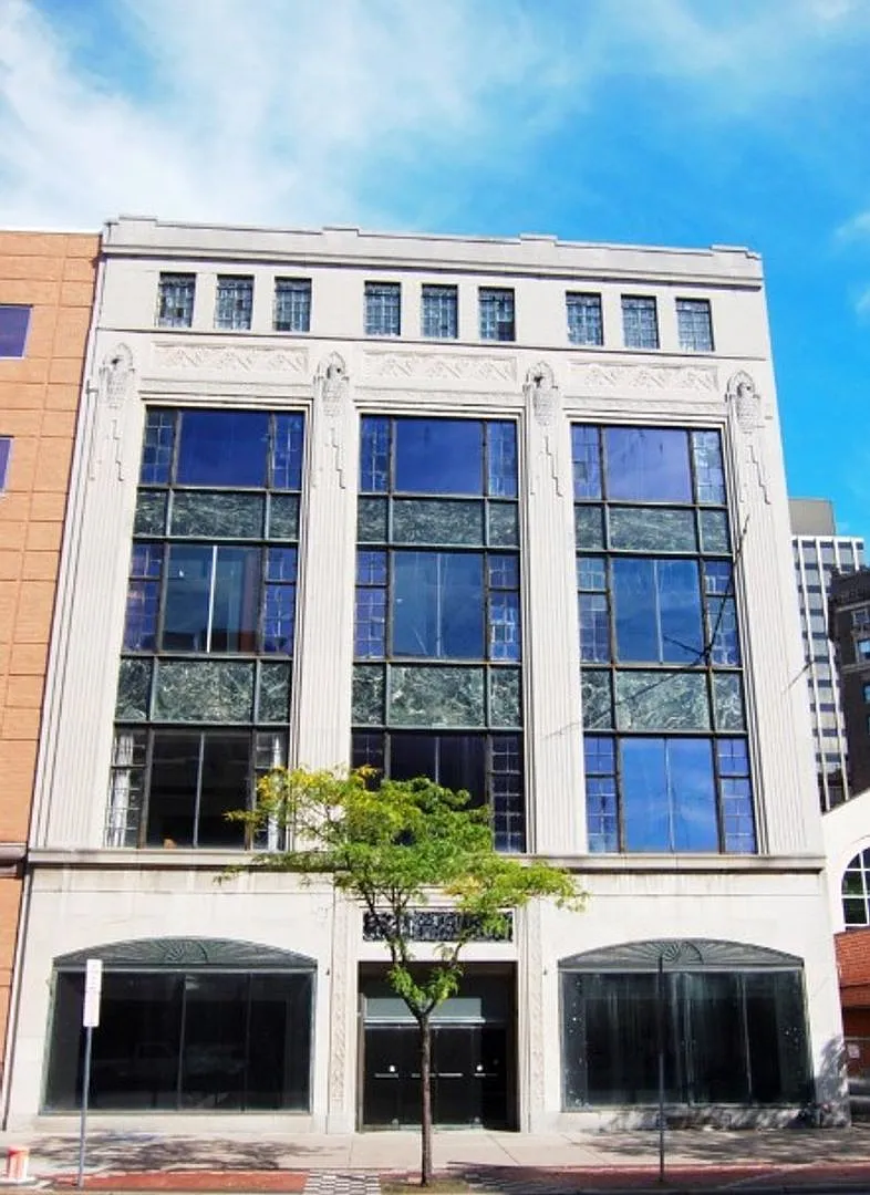 Addis Building Loft Apartments in Downtown Syracuse — Photo 1