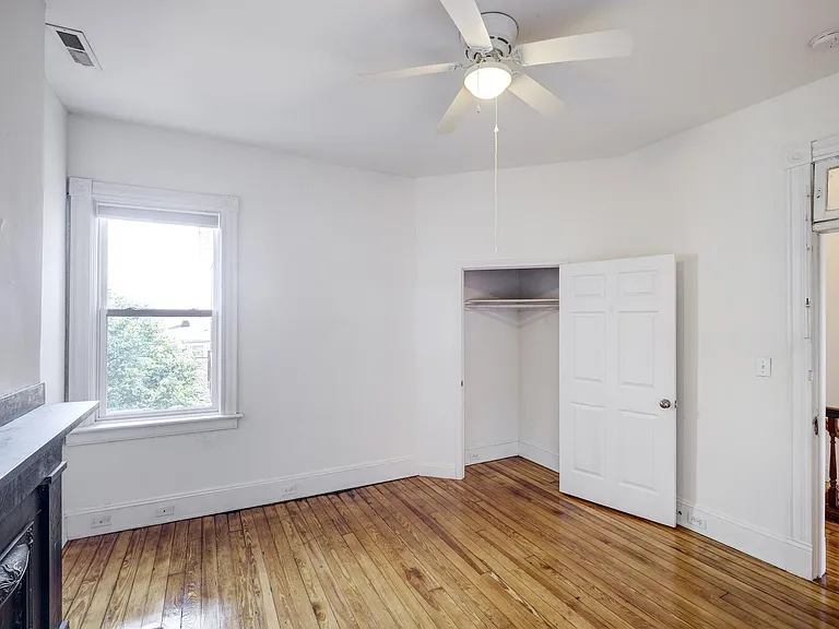 802 W Clay St #A — Photo 22