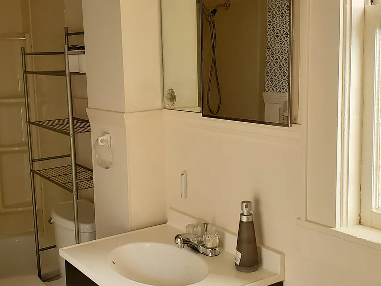 298 Granite St #2F — Photo 15
