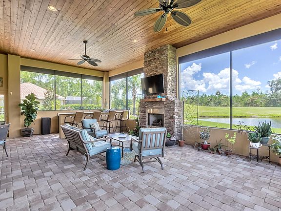 5th image of 2808 Casanova Ct