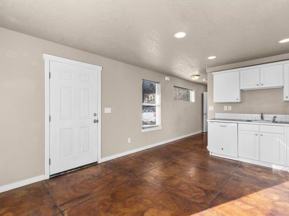 728 NW Newport Ave #2-D
