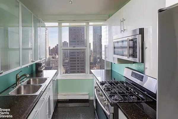 Sold by Brown Harris Stevens | media 18