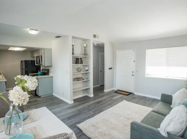 8200 Center Pkwy #10, Sacramento, CA 95823